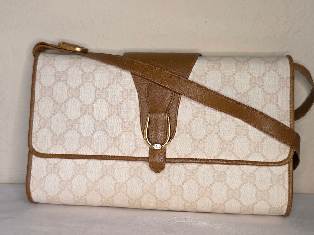 Gucci Accessory Collection White GG Monogram Crossbody Shoulder Bag Adjustable